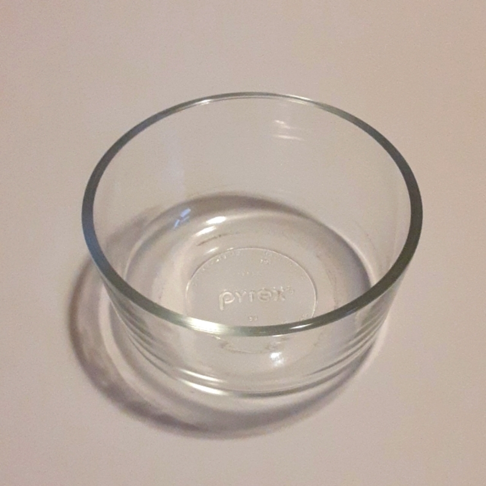 Pyrex Container - 2 Cups / 470 mL - No Lid
